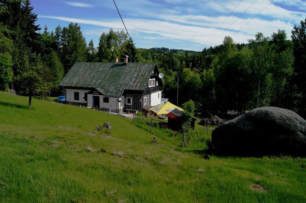Na Slunecni Pohadkova Chaloupka Ve Sladke Dire Пршиховице Экстерьер фото